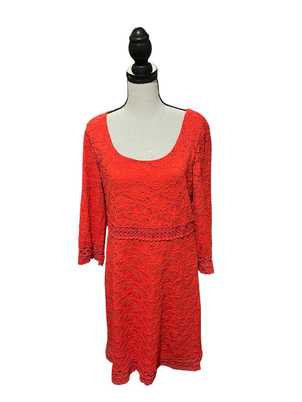 ALFANI Red Lace Dress Women’s Medium 3/4 Sleeve Scoop Neck Lined